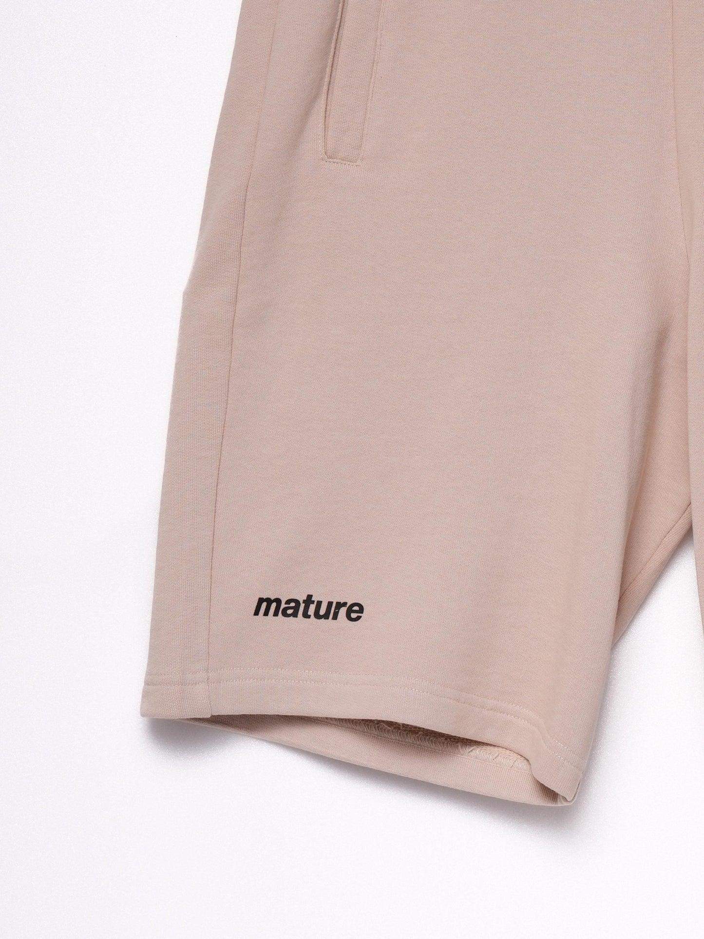 Short Mature - Beige