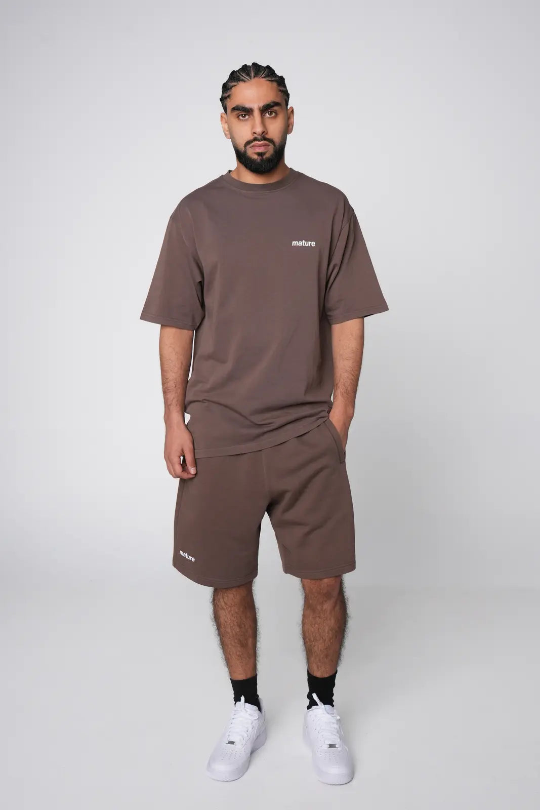 Short Mature - Brown
