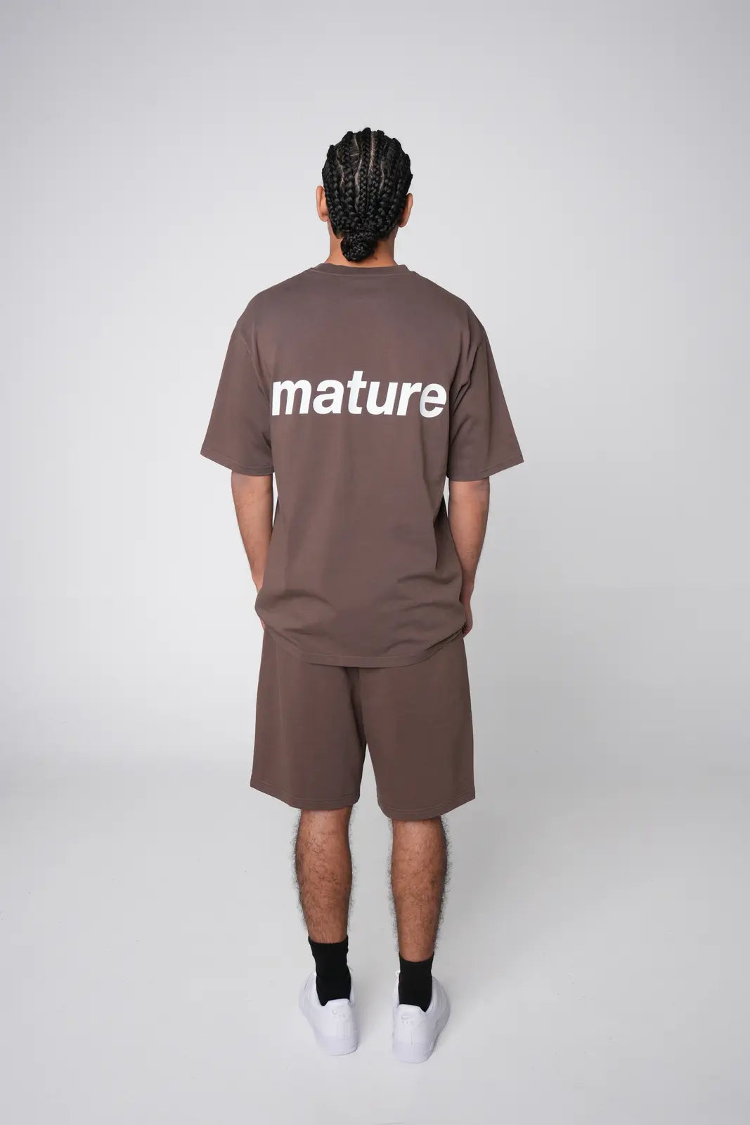 Short Mature - Brown