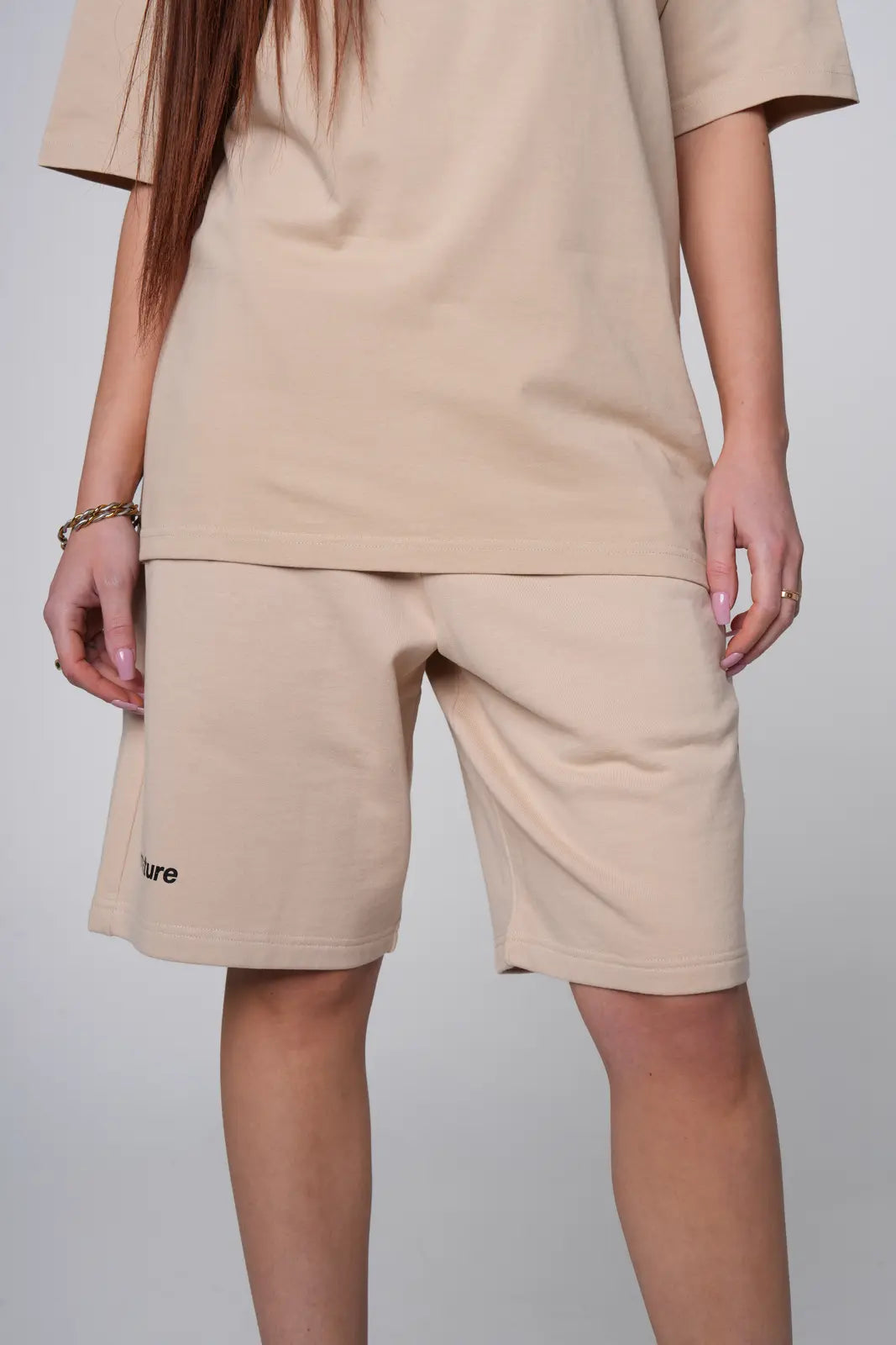 Short Mature - Beige